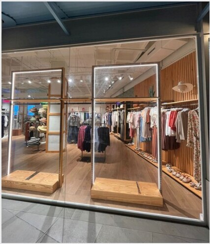 Tienda Koala Bay terminada y operativa, lista para abrir al público