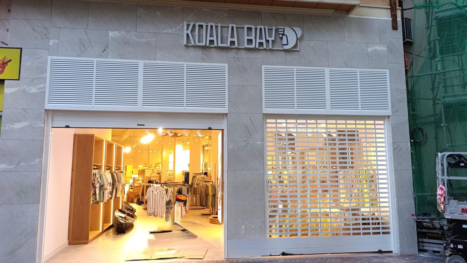 Tienda Koala Bay terminada por Mercurius con fachada y rotulación corporativa